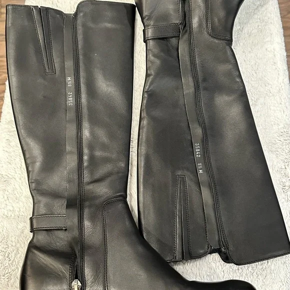 Like NEW✨La CANADIENNE Black Ridding Boots with Smooth Leather and Rounded Toe